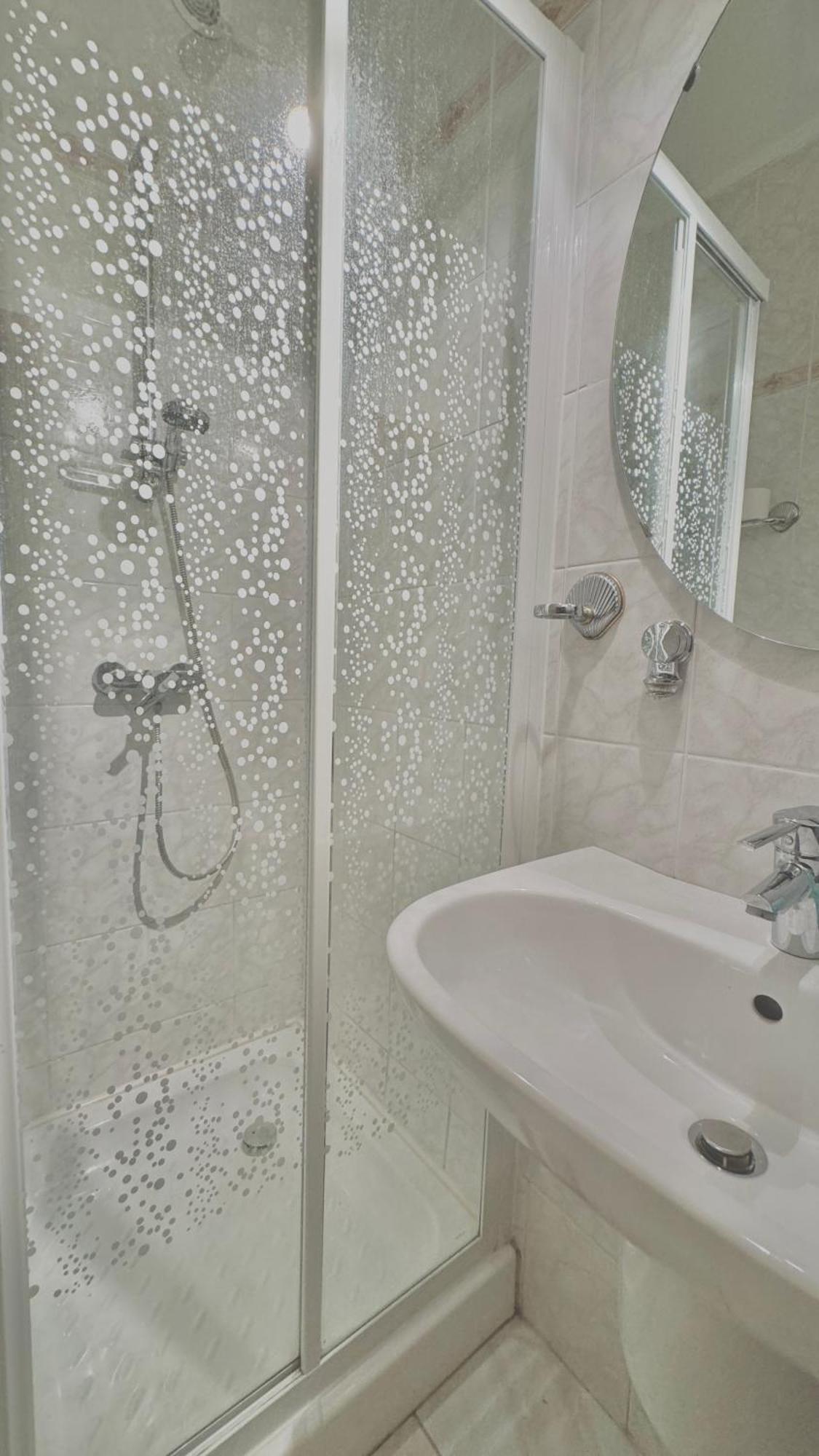 5 Haloszobas Wellness Vip House - Privat Medence Siofok Bagian luar foto