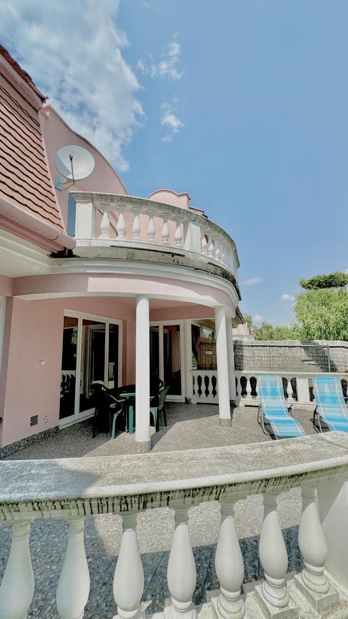 5 Haloszobas Wellness Vip House - Privat Medence Siofok Bagian luar foto